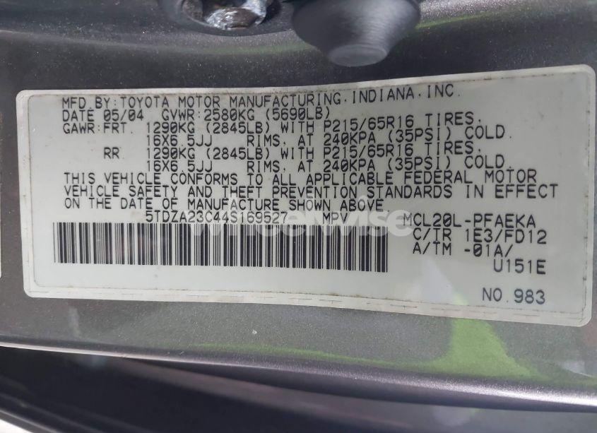 Photo 9 of 2004 Toyota Sienna CE (VIN 5TDZA23C44S169527)