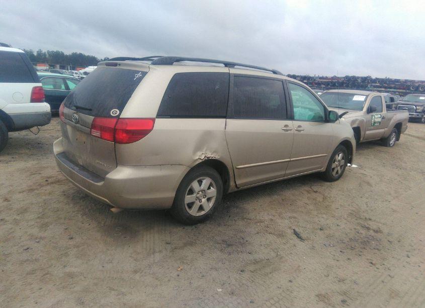 Photo 4 of 2004 Toyota Sienna LE (VIN 5TDZA23C44S175361)