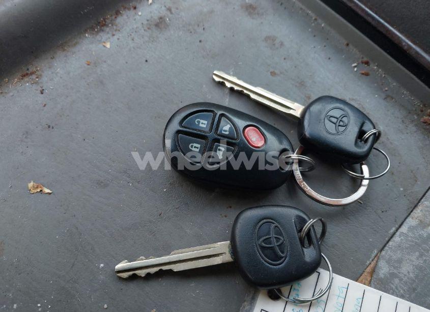 Photo 11 of 2005 Toyota Sienna LE (VIN 5TDZA23C45S263294)