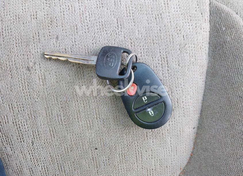 Photo 11 of 2005 Toyota Sienna CE (VIN 5TDZA23C45S289121)