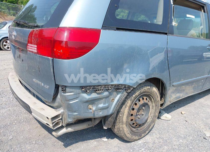 Photo 16 of 2005 Toyota Sienna CE (VIN 5TDZA23C45S289121)