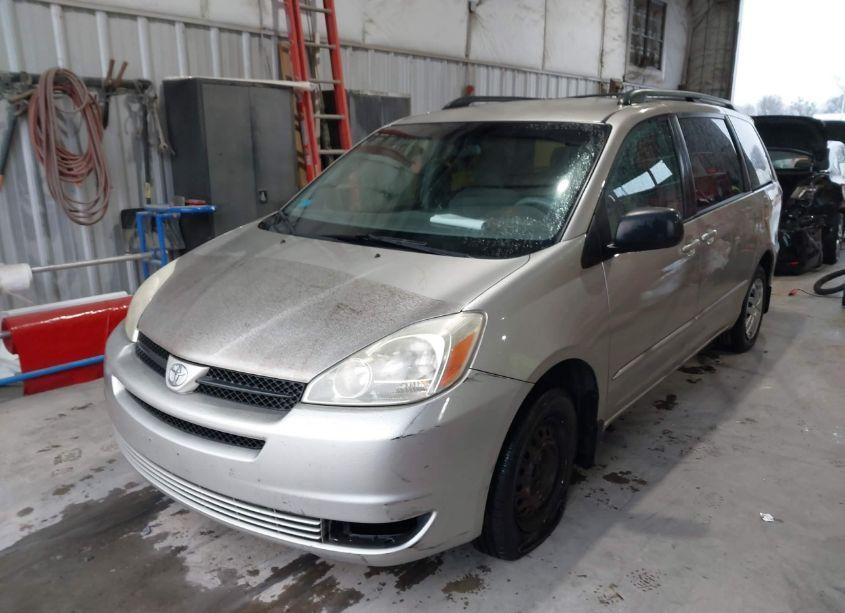 Photo 2 of 2005 Toyota Sienna LE (VIN 5TDZA23C45S297591)