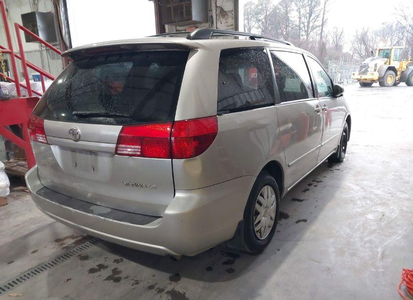 Photo 4 of 2005 Toyota Sienna LE (VIN 5TDZA23C45S297591)