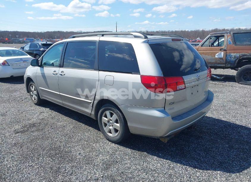 Photo 3 of 2005 Toyota Sienna LE (VIN 5TDZA23C45S299129)