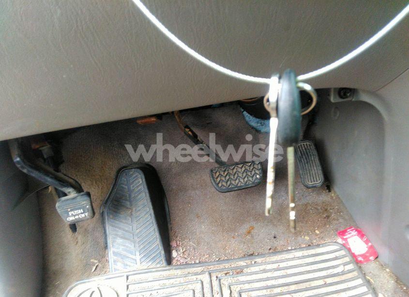 Photo 11 of 2005 Toyota Sienna LE (VIN 5TDZA23C45S336342)