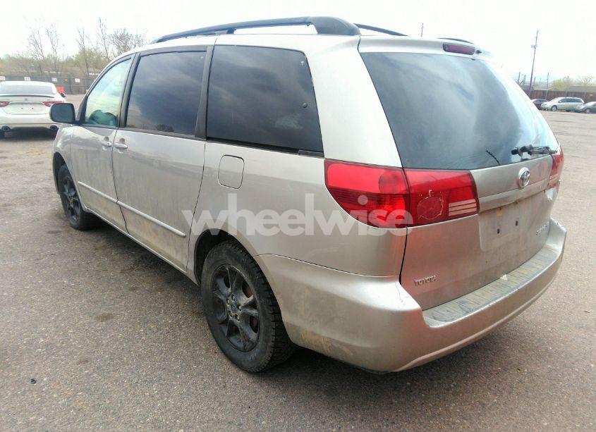 Photo 3 of 2005 Toyota Sienna LE (VIN 5TDZA23C45S336342)