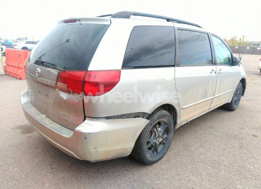 Photo 4 of 2005 Toyota Sienna LE (VIN 5TDZA23C45S336342)