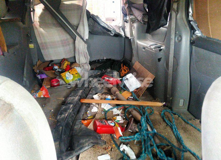 Photo 8 of 2005 Toyota Sienna LE (VIN 5TDZA23C45S336342)