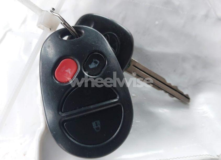 Photo 11 of 2005 Toyota Sienna LE (VIN 5TDZA23C45S342738)