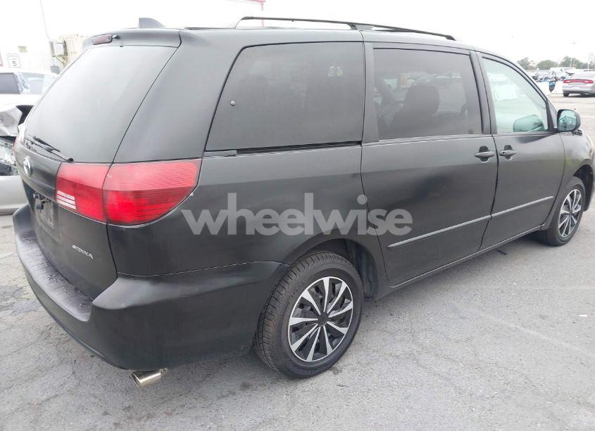 Photo 4 of 2005 Toyota Sienna LE (VIN 5TDZA23C45S342738)
