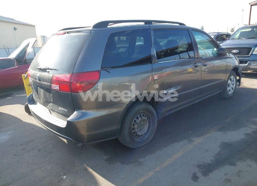 Photo 4 of 2005 Toyota Sienna LE (VIN 5TDZA23C45S360141)