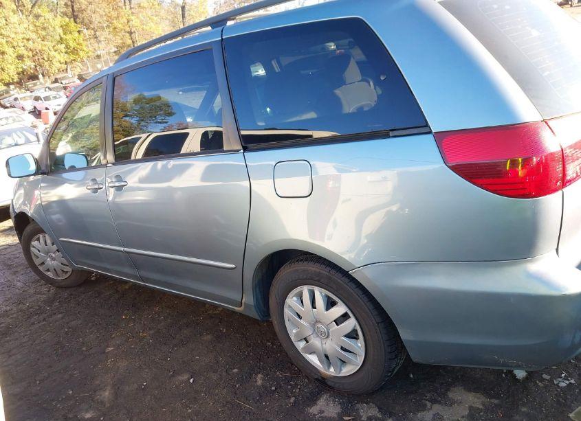 Photo 14 of 2005 Toyota Sienna LE (VIN 5TDZA23C45S362617)