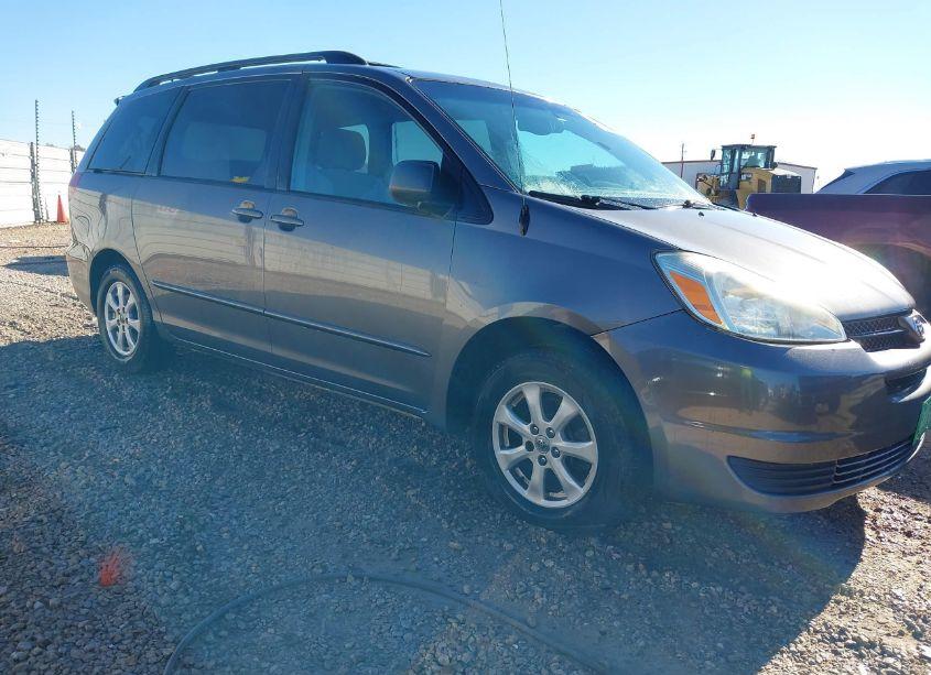 2005 Toyota Sienna LE (VIN 5TDZA23C45S369485) main photo