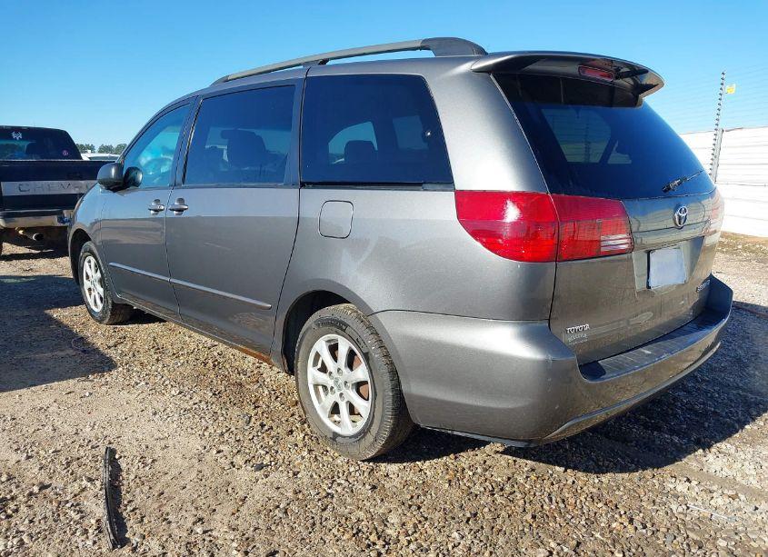 Photo 3 of 2005 Toyota Sienna LE (VIN 5TDZA23C45S369485)