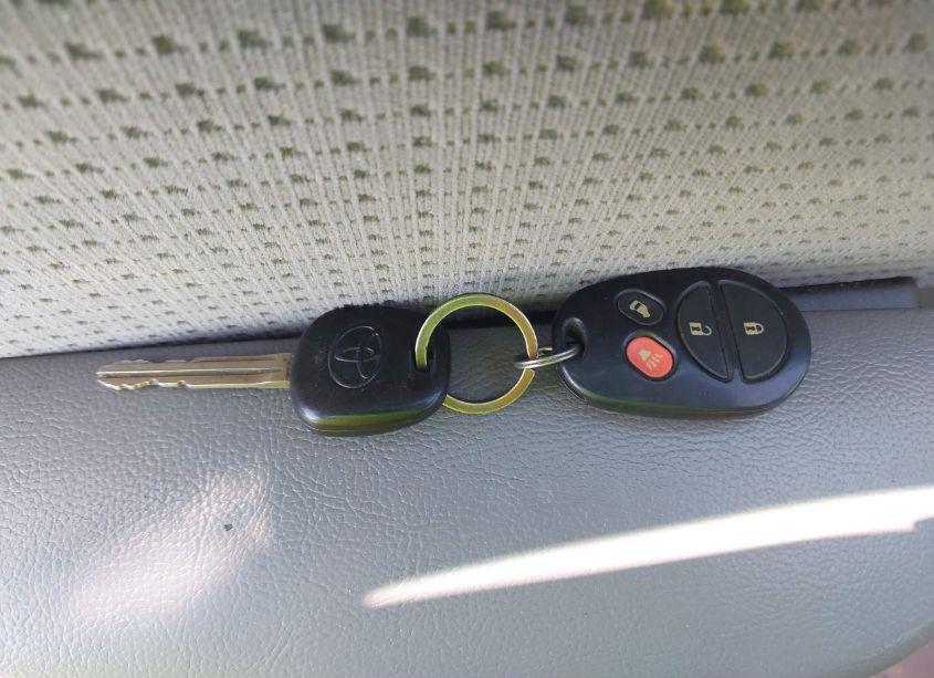 Photo 11 of 2006 Toyota Sienna LE (VIN 5TDZA23C46S412000)