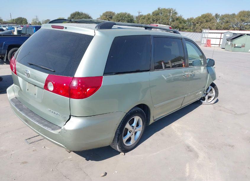 Photo 4 of 2006 Toyota Sienna LE (VIN 5TDZA23C46S412000)