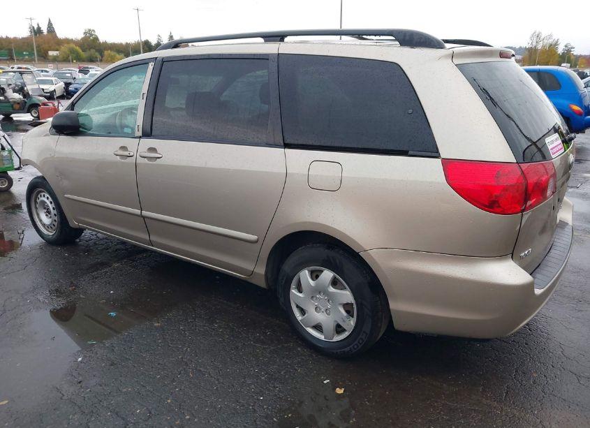 Photo 3 of 2006 Toyota Sienna LE (VIN 5TDZA23C46S433462)