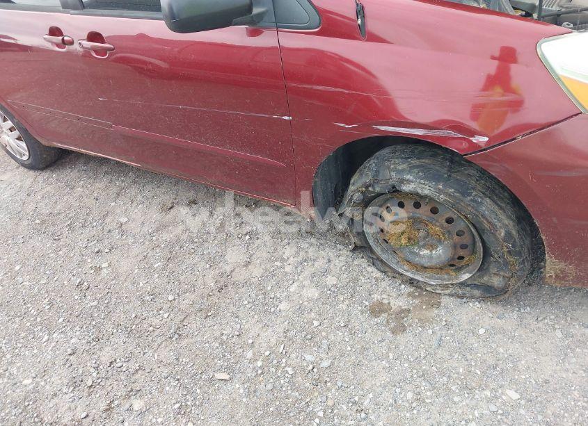 Photo 6 of 2006 Toyota Sienna CE (VIN 5TDZA23C46S473377)