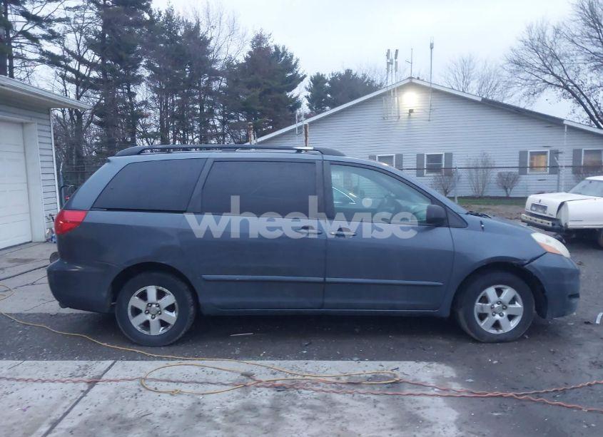 Photo 13 of 2006 Toyota Sienna LE (VIN 5TDZA23C46S504417)