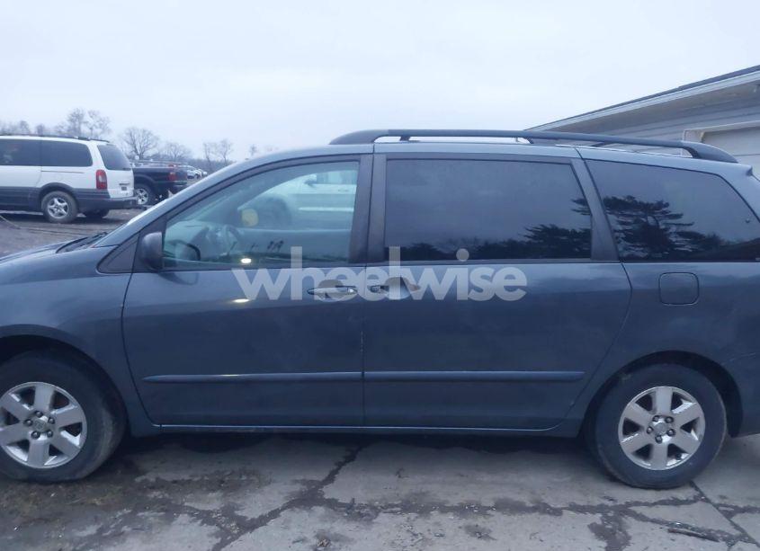 Photo 14 of 2006 Toyota Sienna LE (VIN 5TDZA23C46S504417)