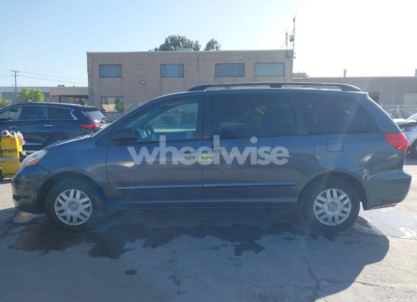 Photo 14 of 2006 Toyota Sienna LE (VIN 5TDZA23C46S511139)