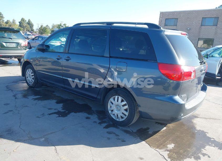 Photo 3 of 2006 Toyota Sienna LE (VIN 5TDZA23C46S511139)
