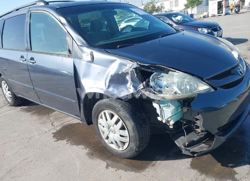 Photo 6 of 2006 Toyota Sienna LE (VIN 5TDZA23C46S511139)