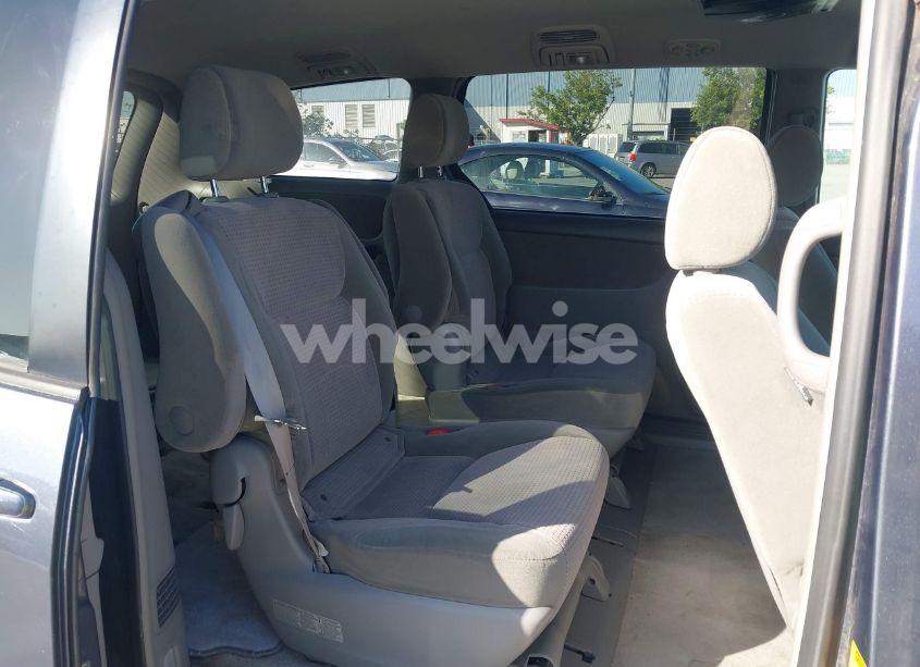 Photo 8 of 2006 Toyota Sienna LE (VIN 5TDZA23C46S511139)