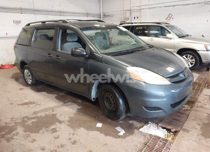 2006 Toyota Sienna CE (VIN 5TDZA23C46S519161) main photo