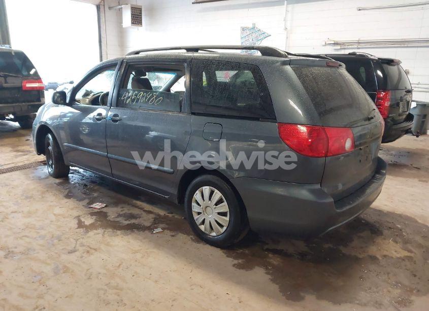 Photo 3 of 2006 Toyota Sienna CE (VIN 5TDZA23C46S519161)