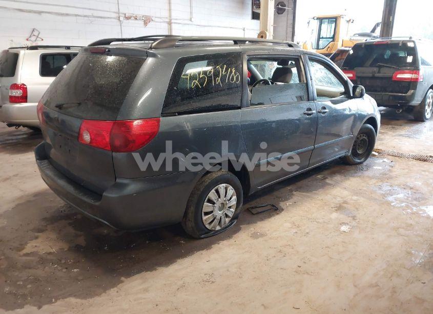 Photo 4 of 2006 Toyota Sienna CE (VIN 5TDZA23C46S519161)