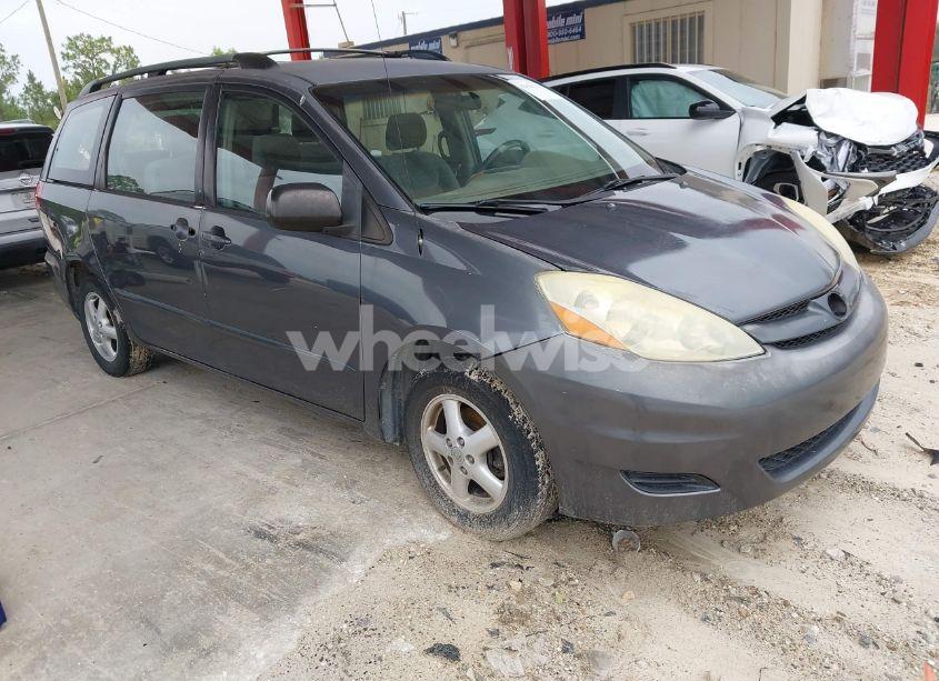 2006 Toyota Sienna CE (VIN 5TDZA23C46S528443) main photo