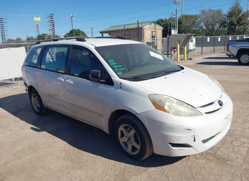 2006 Toyota Sienna CE (VIN 5TDZA23C46S535697) main photo