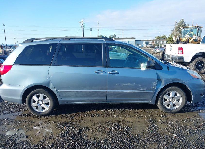Photo 13 of 2006 Toyota Sienna LE (VIN 5TDZA23C46S557392)