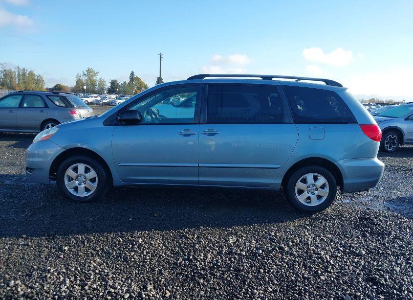 Photo 14 of 2006 Toyota Sienna LE (VIN 5TDZA23C46S557392)