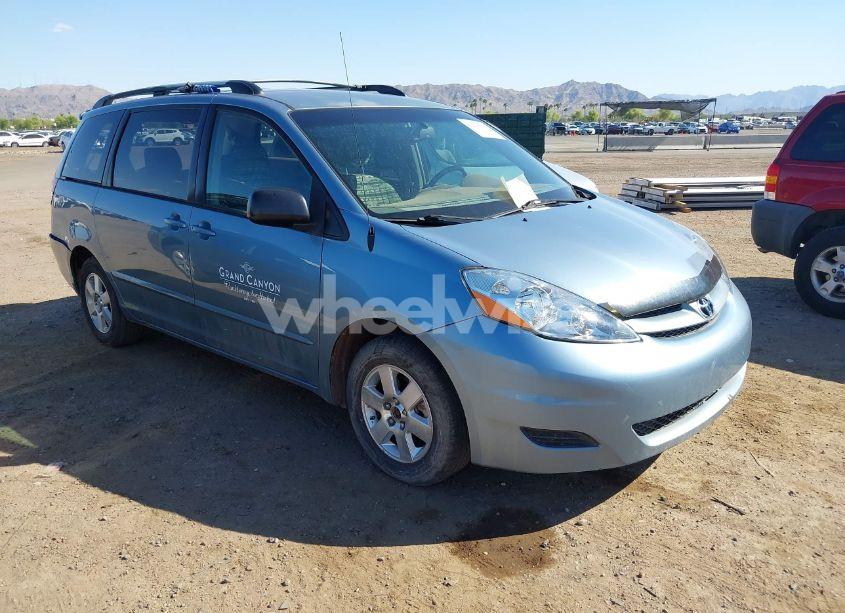 2006 Toyota Sienna LE (VIN 5TDZA23C46S559501) main photo