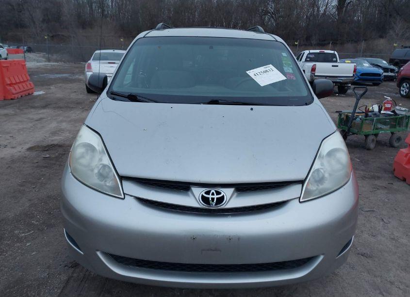 Photo 6 of 2006 Toyota Sienna LE (VIN 5TDZA23C46S565766)
