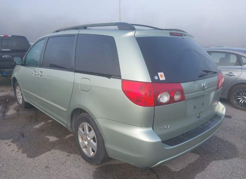 Photo 3 of 2006 Toyota Sienna LE (VIN 5TDZA23C46S568960)