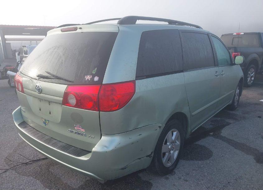 Photo 4 of 2006 Toyota Sienna LE (VIN 5TDZA23C46S568960)