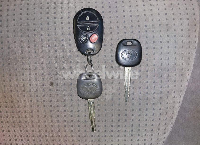 Photo 11 of 2006 Toyota Sienna LE (VIN 5TDZA23C46S570269)