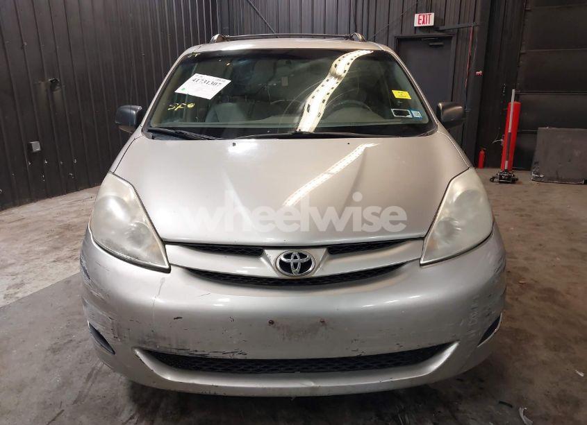 Photo 13 of 2006 Toyota Sienna LE (VIN 5TDZA23C46S570269)