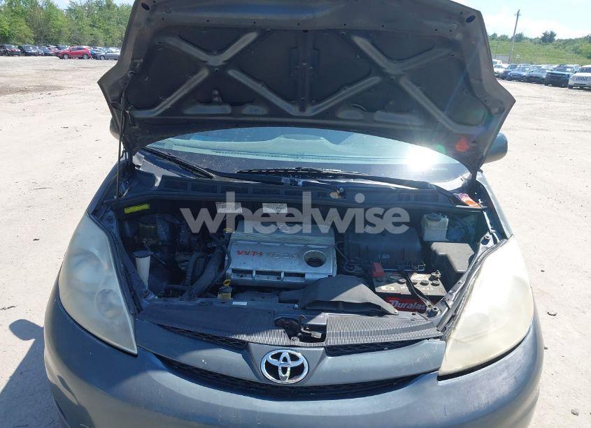 Photo 10 of 2006 Toyota Sienna CE (VIN 5TDZA23C46S572782)