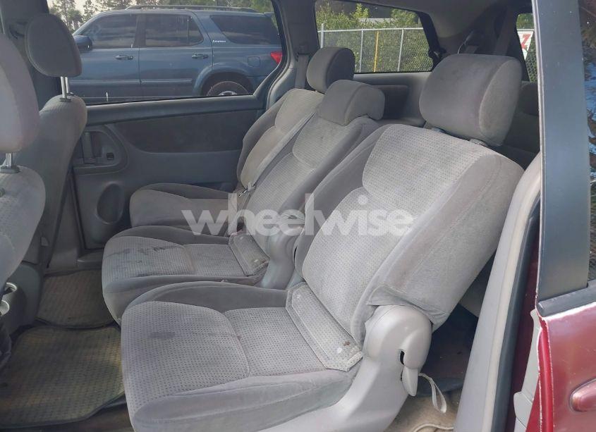 Photo 8 of 2006 Toyota Sienna LE (VIN 5TDZA23C46S578078)