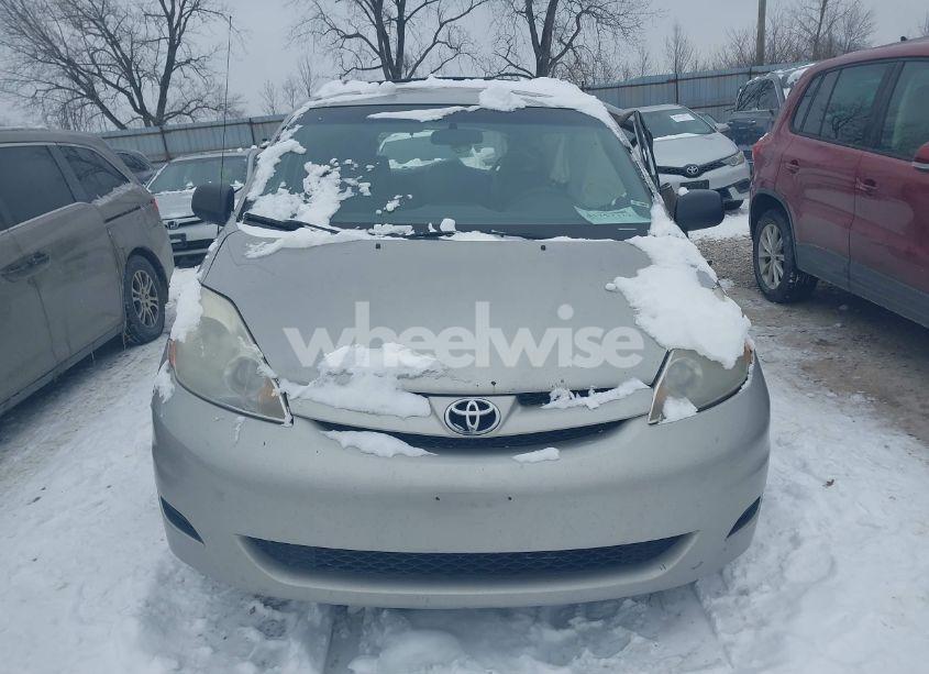 Photo 11 of 2006 Toyota Sienna CE (VIN 5TDZA23C46S581398)