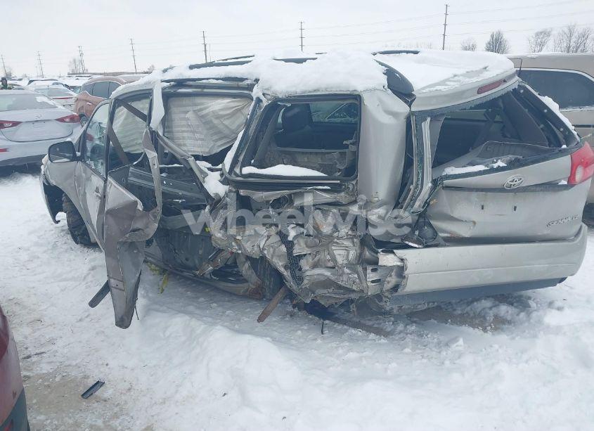 Photo 3 of 2006 Toyota Sienna CE (VIN 5TDZA23C46S581398)