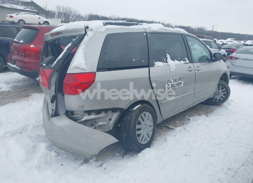 Photo 4 of 2006 Toyota Sienna CE (VIN 5TDZA23C46S581398)