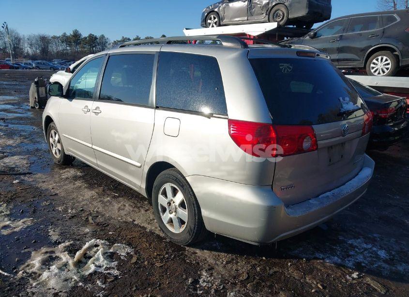 Photo 3 of 2006 Toyota Sienna LE (VIN 5TDZA23C46S583233)