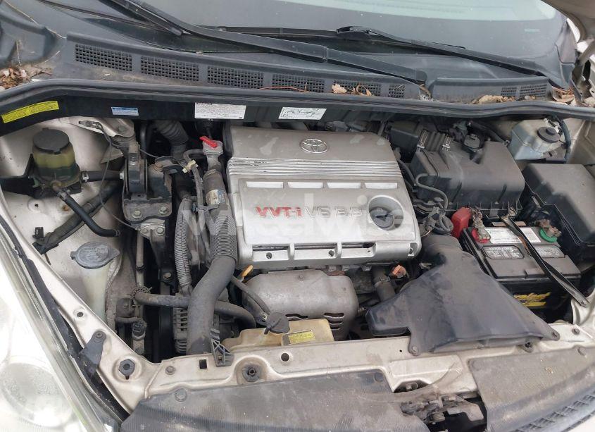 Photo 10 of 2004 Toyota Sienna LE (VIN 5TDZA23C54S009561)