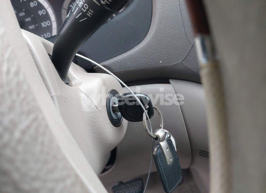 Photo 11 of 2004 Toyota Sienna LE (VIN 5TDZA23C54S009561)