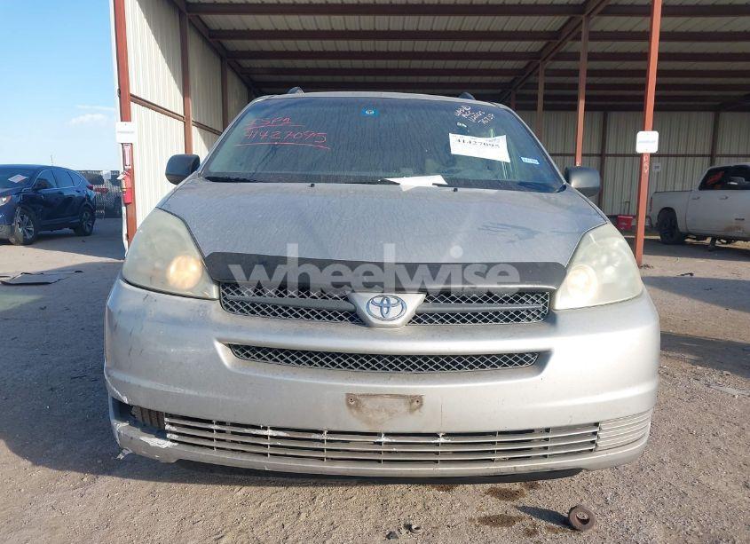 Photo 12 of 2004 Toyota Sienna LE (VIN 5TDZA23C54S036436)